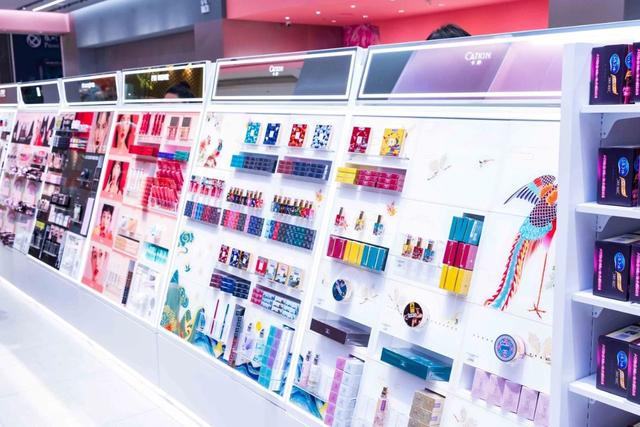 大型彩妆集合店THE COLORIST入驻沈阳,产品免费试!快去!