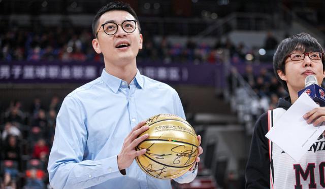 福登津琴科进球 足总杯-阿圭罗破门 曼城4⑴升级_Roger Gomis