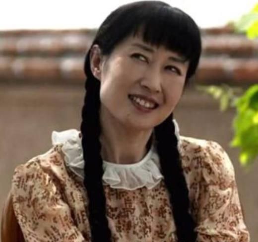 父母爱情演员刘琳家庭简介 b4e9474d6fd34146ae730a8704cc4b6f.jpeg