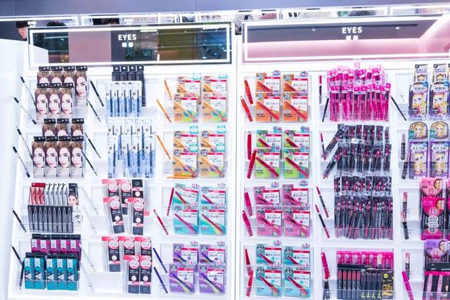 大型彩妆集合店THE COLORIST入驻沈阳,产品免费试!快去!