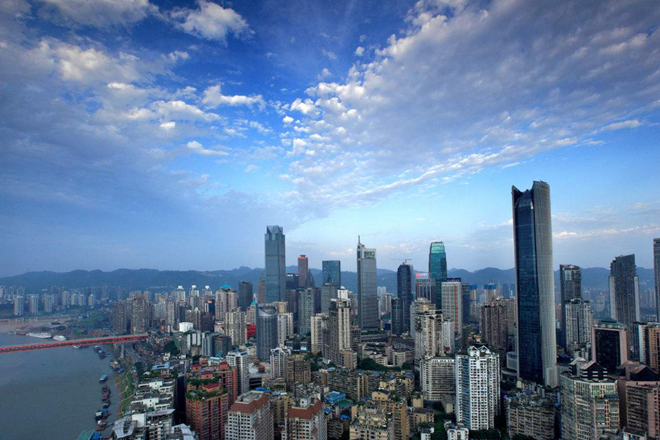 重庆十年后经济总量超香港_回归以来香港经济