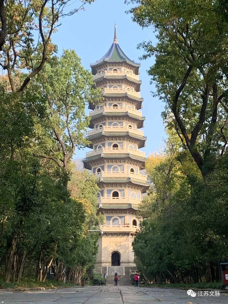 金陵不仅有十二钗还有十二塔