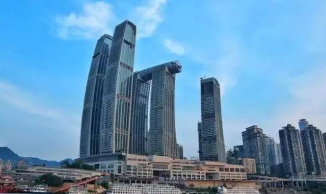 2019中国十大最丑建筑出炉!重庆第一,贵州第二!