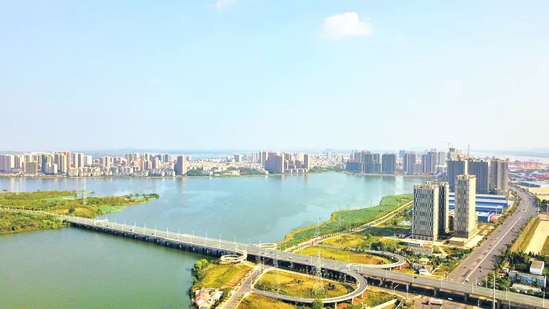 阳逻gdp_湖北大学阳逻校区图片(2)