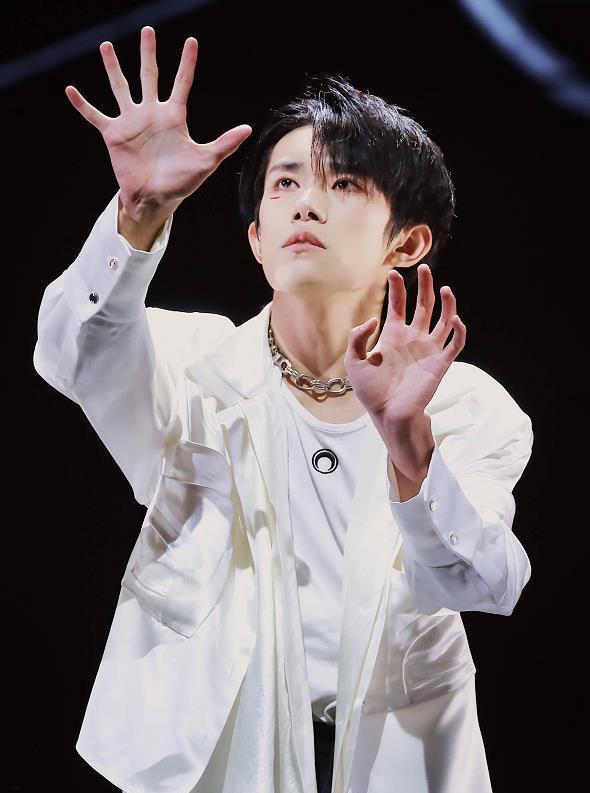 易烊千玺玊尔演唱会歌在哪里听 5035ec52de5c41fbac802bb2b470d644.jpeg