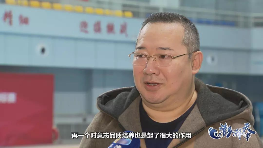 沪媒:申花新援冒生命危险救人 莫雷诺感慨救了1命_Carlos Fortes-