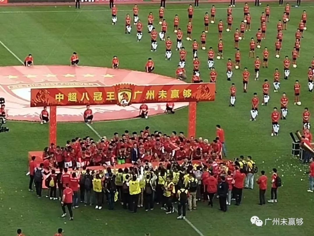 这才是穆帅夸的曼城二队!瓜帅靠他们逼疯利物浦_Cristian Jim茅nez
