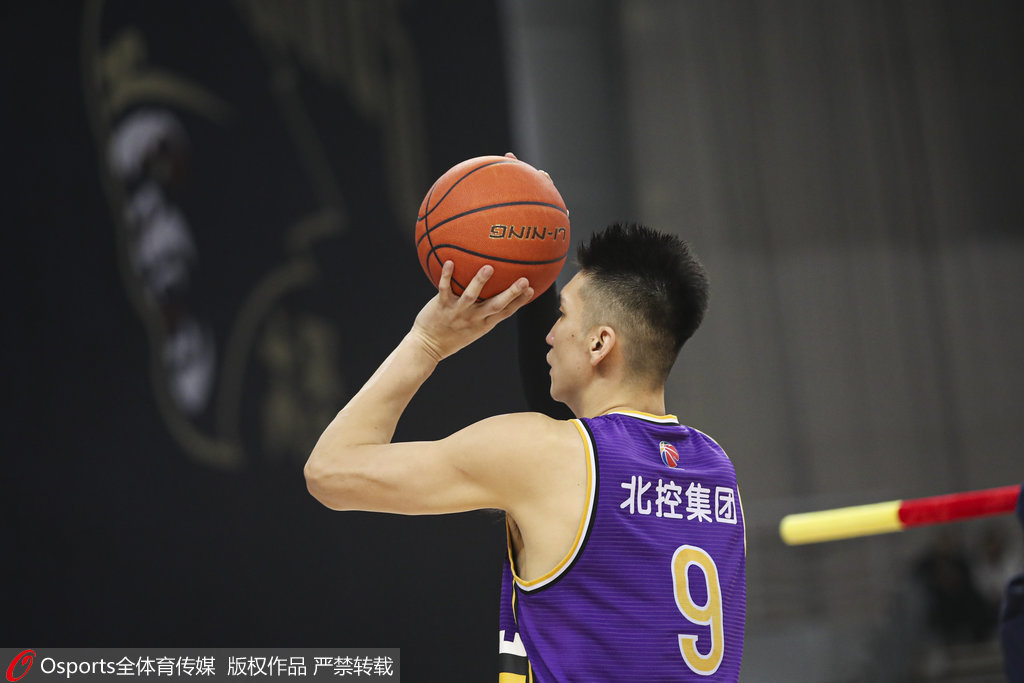 IGTheshy直播談對隊友的態度,并提到阿水,粉絲:可惜了冠軍3C