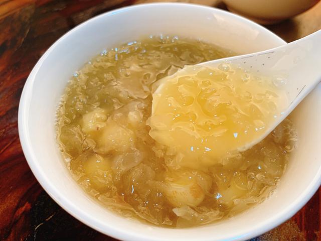 银耳怎样才煮出胶 a5575ca33a0b4bd2b5caefe64c4bb6be.jpeg