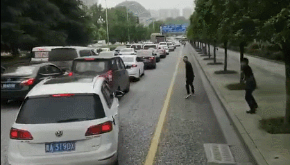 泪目!这些瞬间,温暖了贵阳的2019!