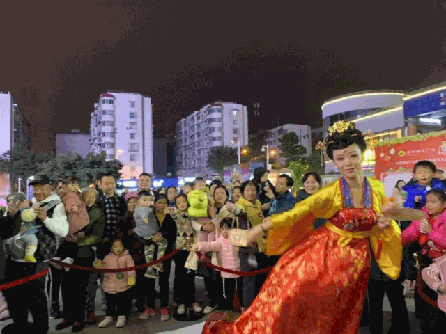 全柳州寻找100位12月过生日的小朋友!这里有超甜惊喜等你来!