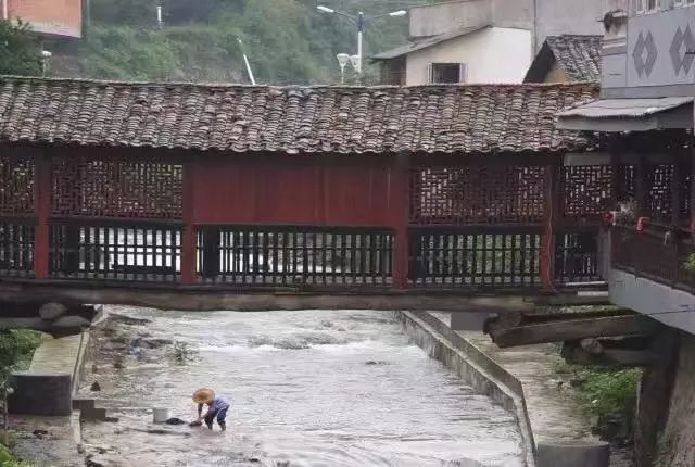 莲花镇五坦村浮石街道姜家坞村高家镇湖仁村横路办事处贺邵溪村湖南镇