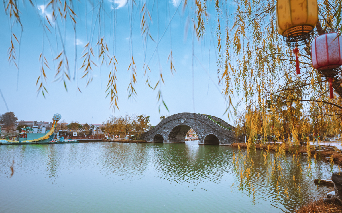 武汉最好玩的木兰水镇沙场骑马水陆两栖车赏江南秋景