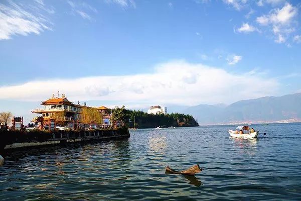 真实的大理洱海 de194ccb06a54b8a9c3236870d5db9b9.jpeg