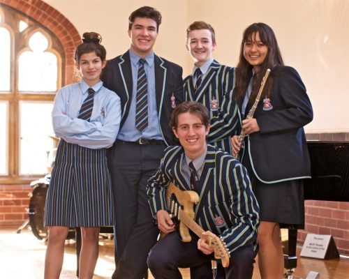 澳洲是什么神仙国家?生娃不花钱,还能赚钱