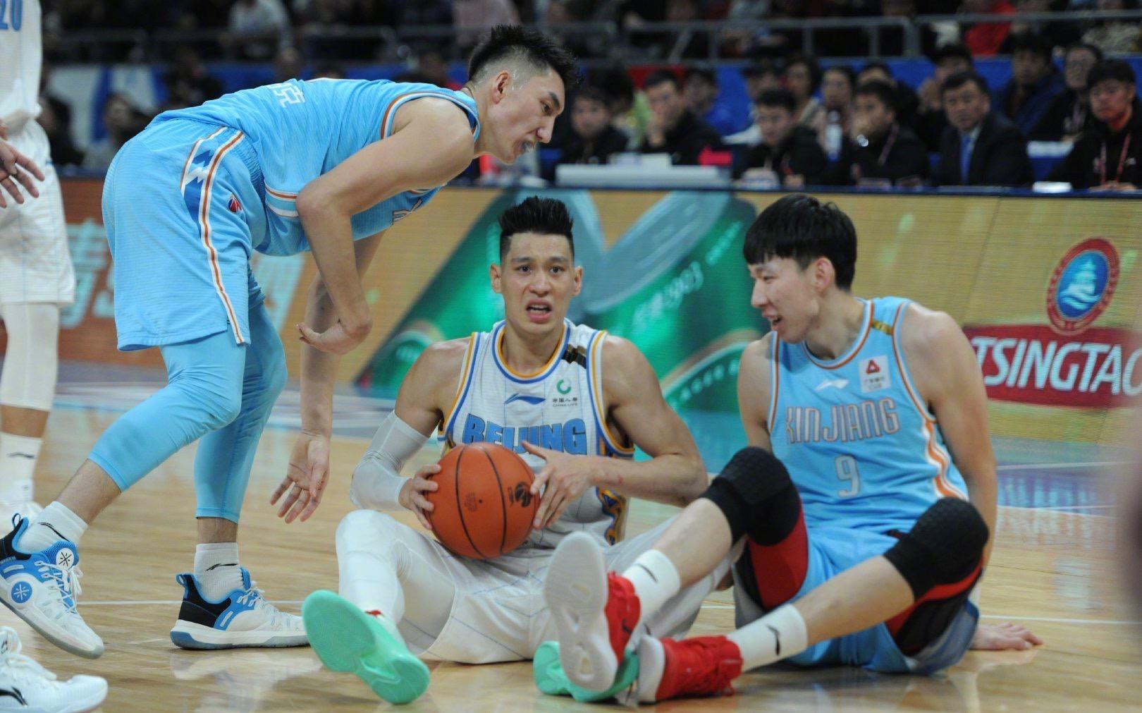 厄祖戴帽桑切斯沃尔科特进球 枪手6-0狂胜_Hayder Muthana