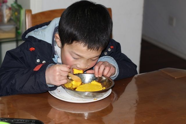 每日说育儿知识■家长注意：孩子若有3种习惯，容易脾虚还积食，家长不能惯着