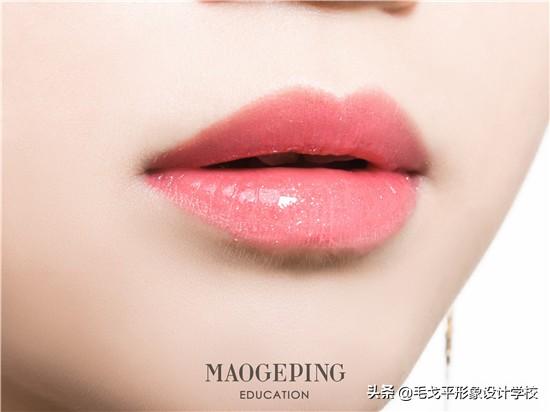 适合日常妆的唇型 2079a3d255cd45948fc878156dee90e6.jpeg