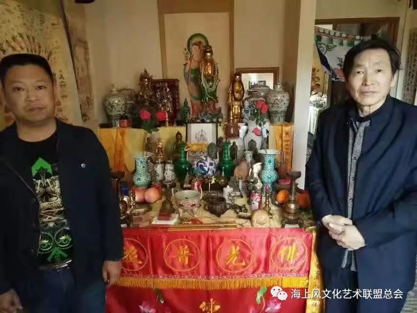 机构,海灯法师崇拜者的嘉宾还有:浦东新区企业企业家联合会会长李人俊