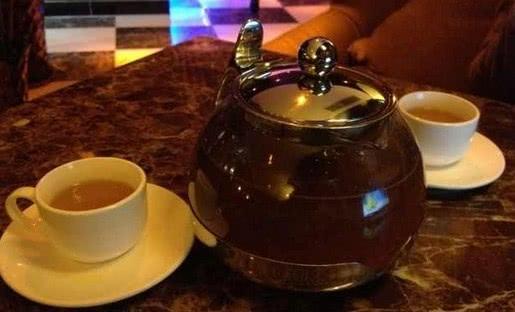 蜂蜜水什么时候喝通便效果最佳 41ceba95ff274d1185cf172b0c49c22d.jpeg