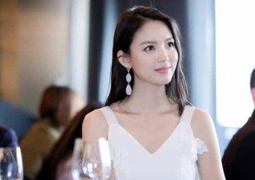 中国美女第一美女 540e627e588a499db624267f013a66b2.jpeg