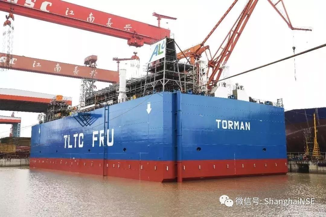 江南造船28000立方米lng-fru正式出坞