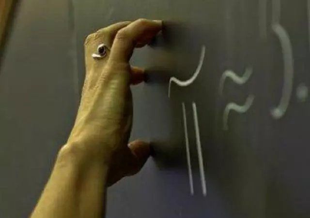 长指甲之梦，探索梦境中指甲断裂的象征意义与心理解析