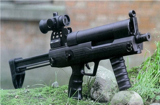 枪支排行榜_使命召唤手游:看到最新枪械排行榜,萌新把所有经验卡砸给AN94!