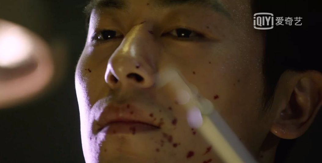 朱亚文为何那样