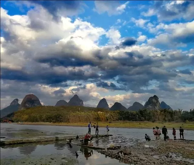 阳朔人口_阳朔西街图片