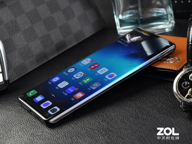 折叠快充5G四摄开炸 2019年十大手机产品盘点