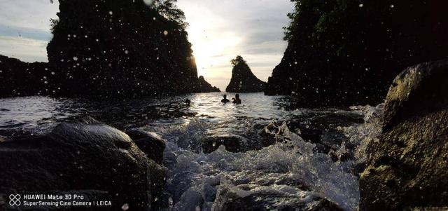 华为Mate30 Pro挑战深海拍摄 走进潜水“女神”陆文婕的极限世界