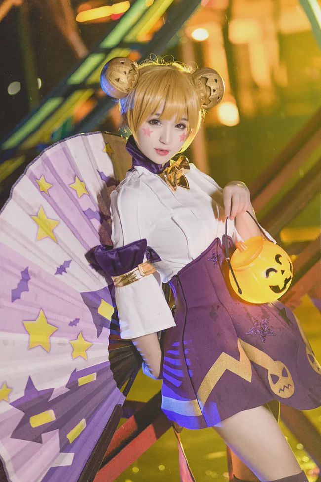 小乔万圣节前夜 cn: 小草莓