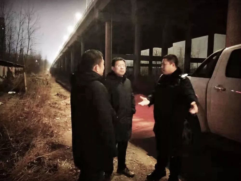 王燕枫局长现场检查渣土存储情况