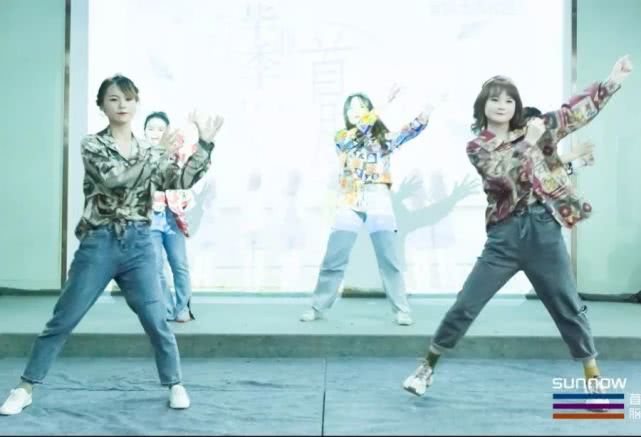 首脑|首脑学院|美容国际班毕业典礼隆重举行！