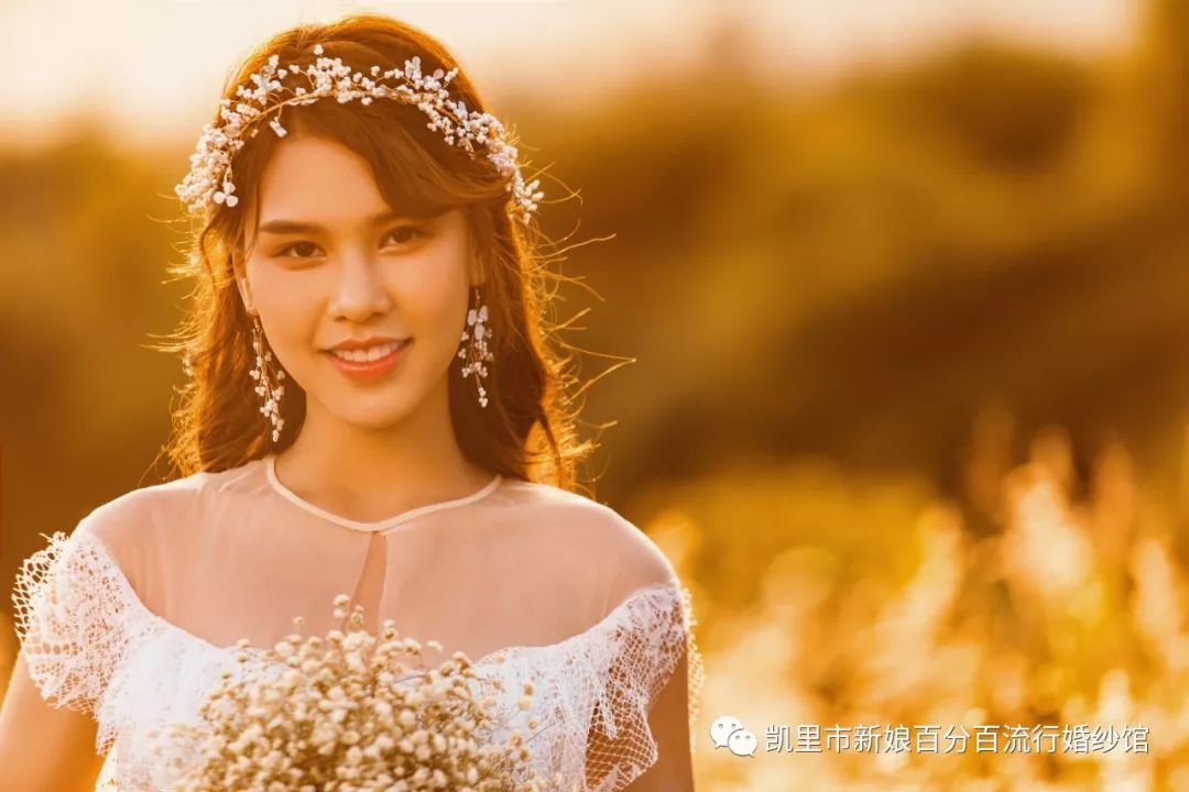 婚纱照花环_婚纱照花环妆(2)