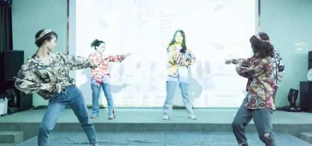 首脑|首脑学院|美容国际班毕业典礼隆重举行！