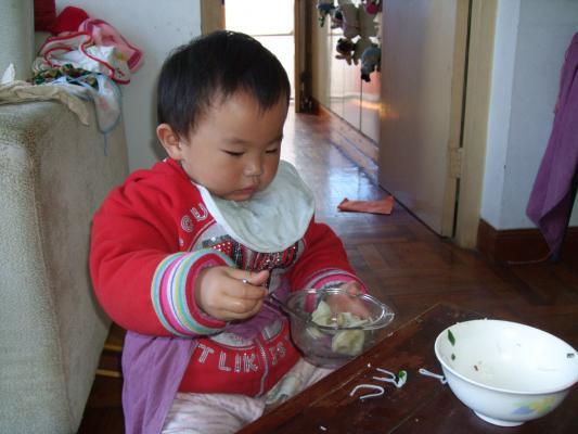 每日说育儿知识■家长注意：孩子若有3种习惯，容易脾虚还积食，家长不能惯着