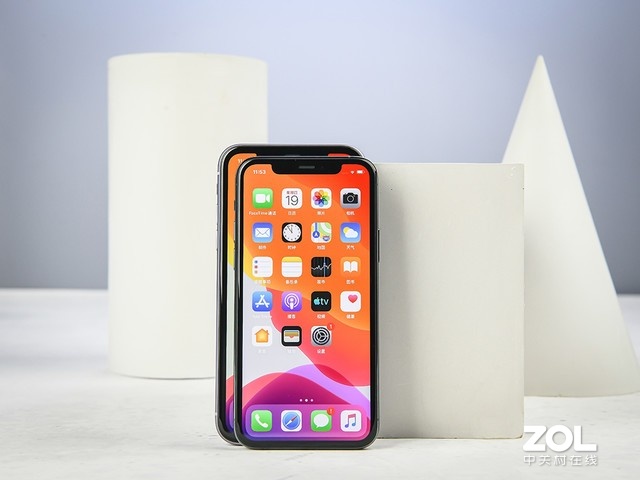 折叠快充5G四摄开炸 2019年十大手机产品盘点