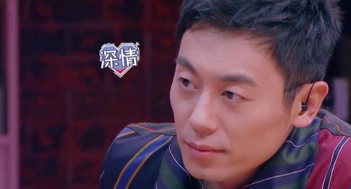 朱亚文为何那样