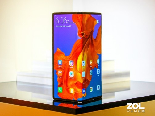 折叠快充5G四摄开炸 2019年十大手机产品盘点
