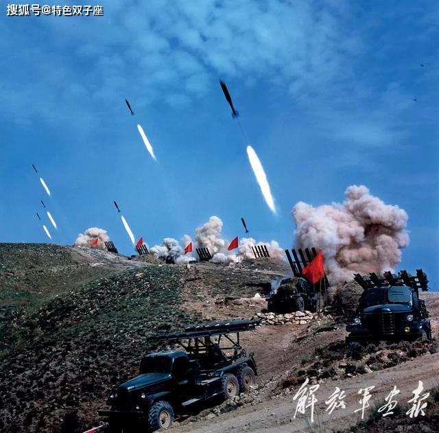 装入布雷弹时,地雷下方3条支腿向上翻折(见上上图),保险销处于锁定