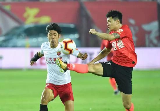 曝国米再次求购莫德里奇 签下他对抗尤文C罗_林依晨孔特雷拉斯