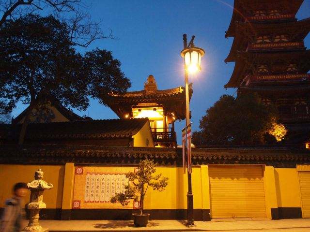 原创姑苏城外寒山寺,夜半钟声到客船