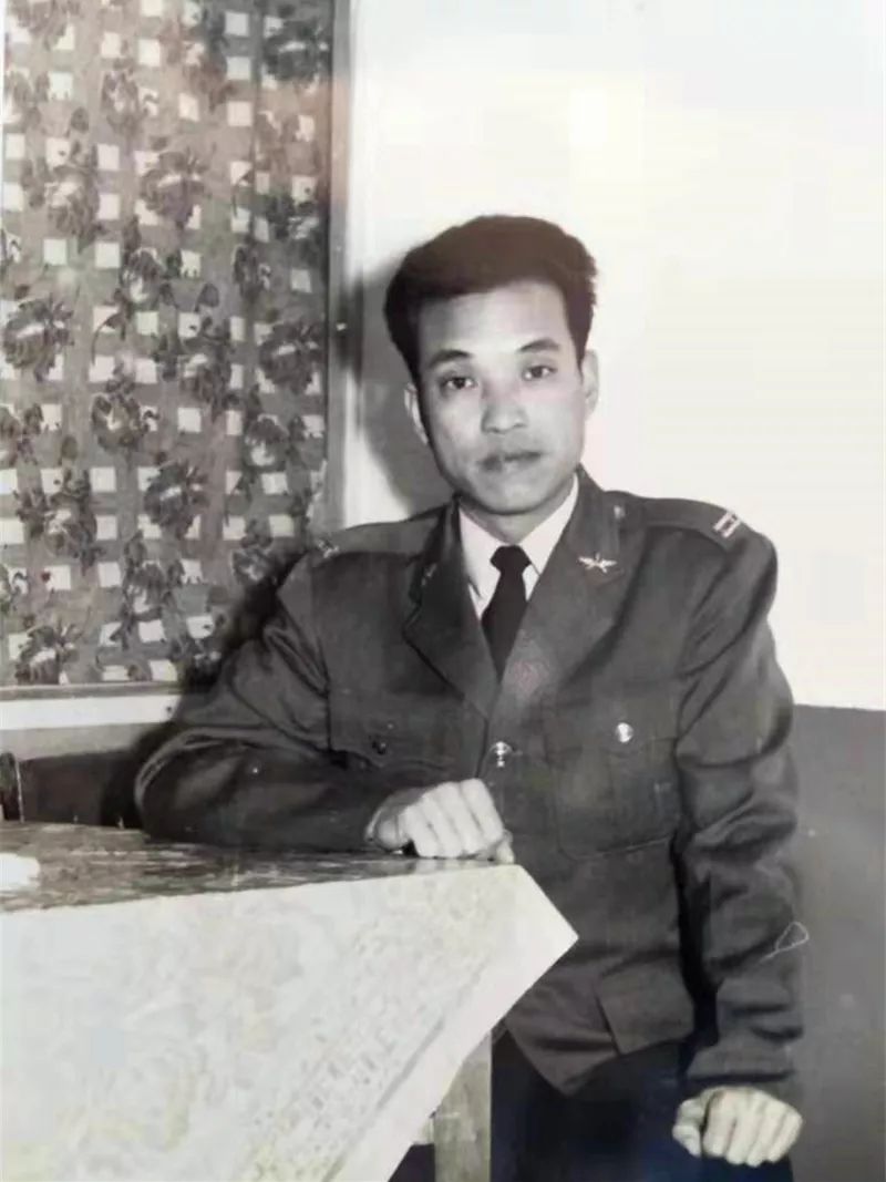 亲人口述史_思念亲人的图片(2)