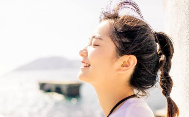 如何不把情绪写脸上 32b22ed5919c40f297034c66261ec7b3.jpeg