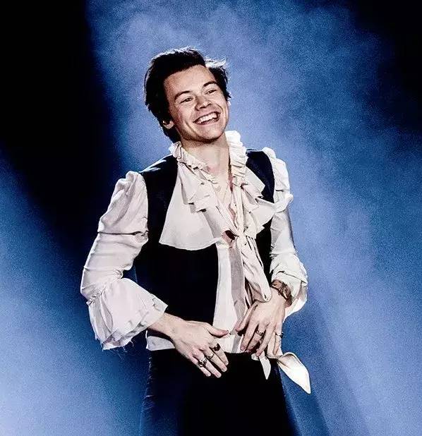 harry styles头像,harrystyles头像 gucci先生时尚变色龙harry styles, 中性大胆的打扮引