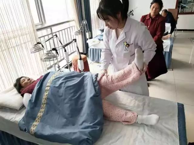 早期介入康复对中风患者的重要性_治疗师