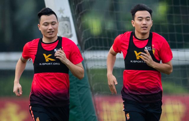 曼联冬窗买人目标浮现!4大组织核心来1个就很牛_Kin-Leung Yu