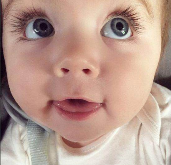 婴儿一般几个月长睫毛 70e4616244784919b6a8279922a74fb9.jpeg